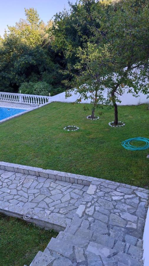 Mountain Bay Views Apartments ニーヴィツェ エクステリア 写真