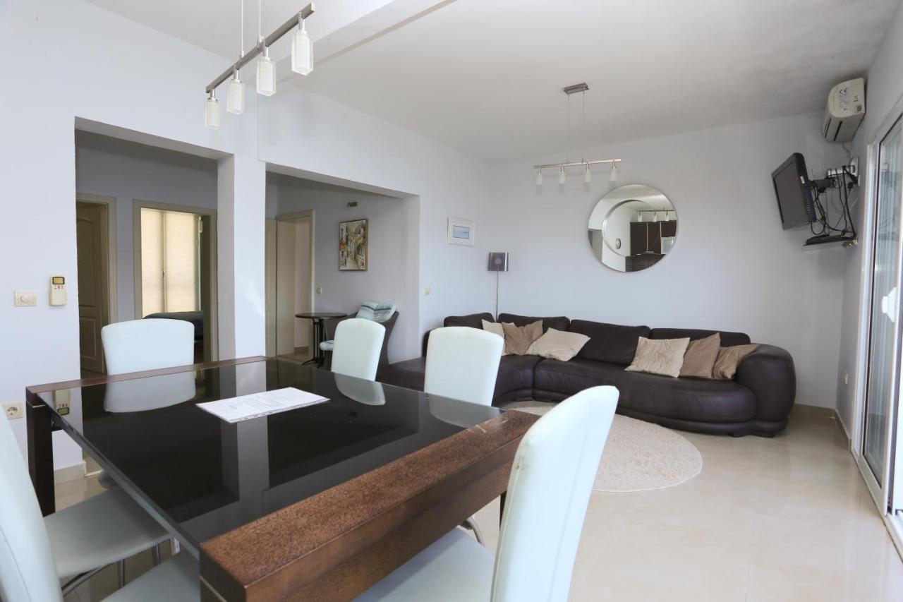 Mountain Bay Views Apartments ニーヴィツェ エクステリア 写真