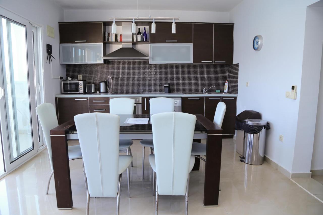 Mountain Bay Views Apartments ニーヴィツェ エクステリア 写真